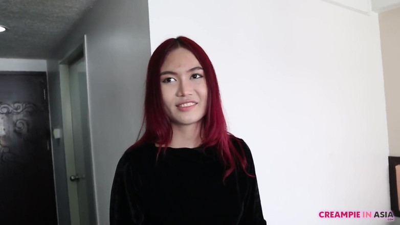Creampie In Asia: Haar poesje paste in mijn pik
