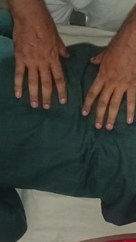 Punjabi bhabhi tiene su coño follado después de masaje