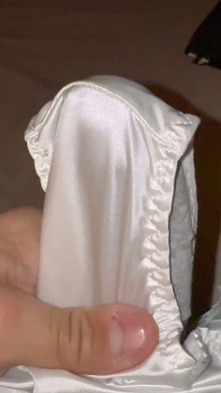 Bigbrook45: White Silky Panties Getting Drenched
