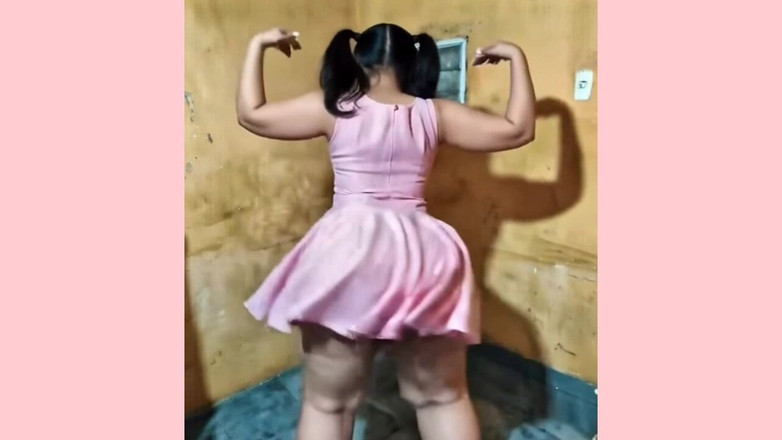 Xprohibidox1: Büyük uşaklı dans