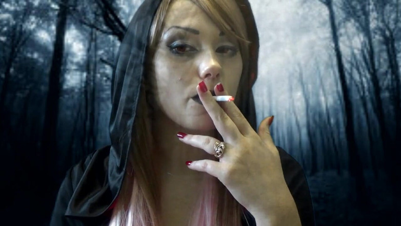Goddess Misha Goldy: Będziesz po prostu posłuszny! I bądź moim jedzeniem, kiedy tylko...