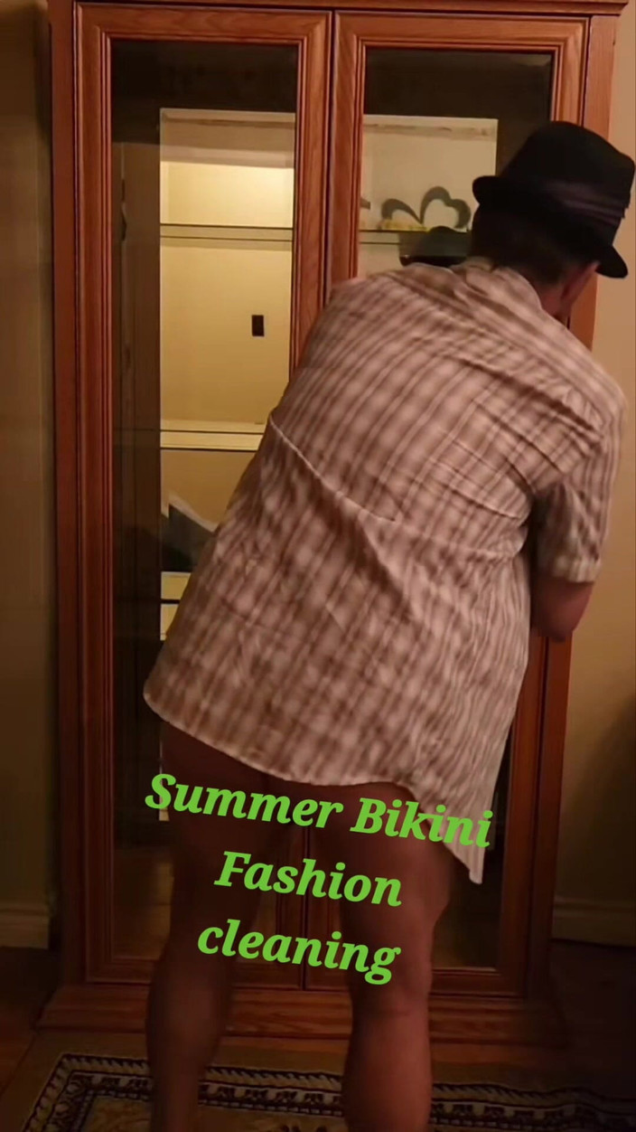 NiceBum2: Transporte transparente de limpeza 4K. Limpando o gabinete.
