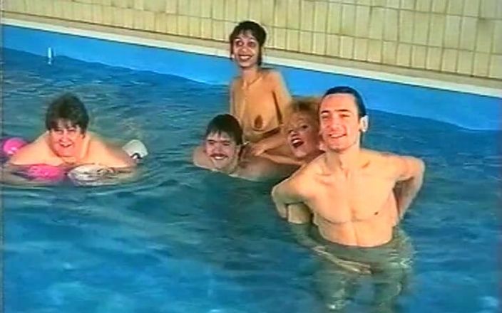 Pissing Experience: 彼の女性と男のおしっこ浸しアドベンチャー#5