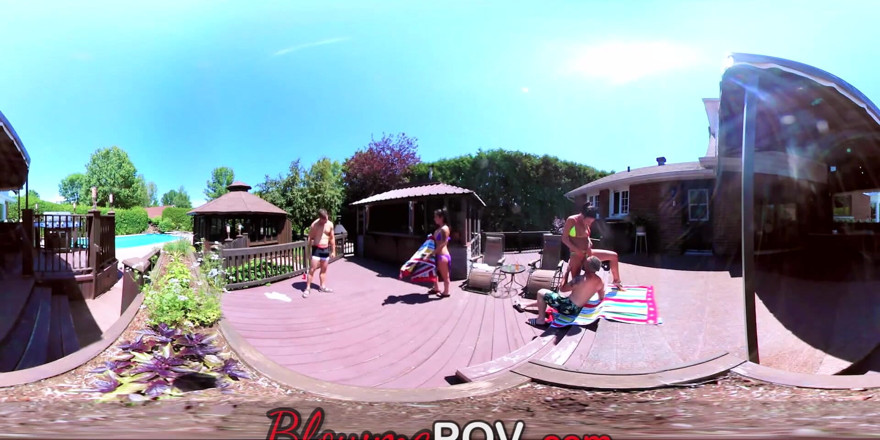 Blow me POV: VR couple swapping orgy 4some