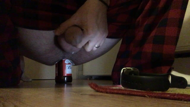 Rinno Steel: Anal bottle insertion