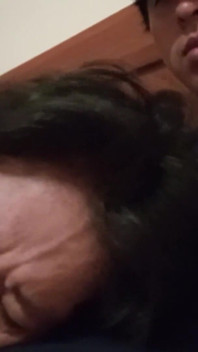 음탕한 죄를 범하는 미시 기독교, 그녀는 나에게 중독되었다