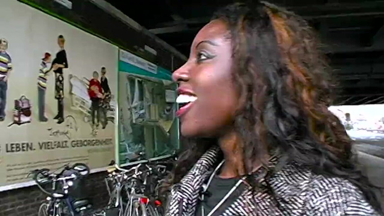 Sextermedia by Pete: Spontaneous porn shoot with black bitch