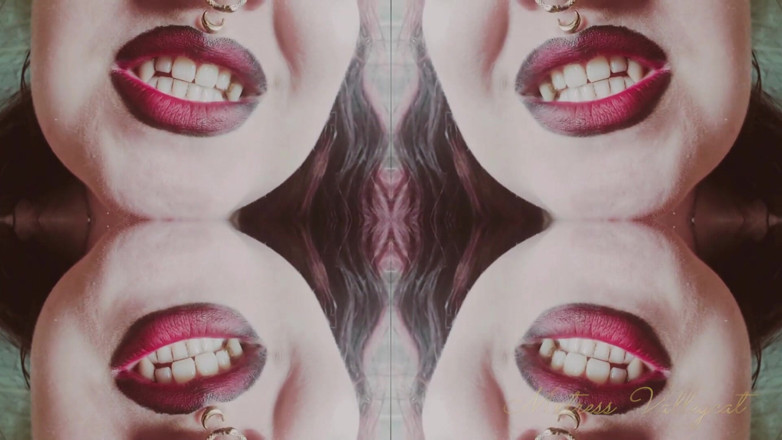 Mxtress Valleycat: Supernatural Lips