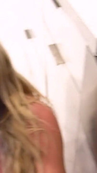 Horny GF Vivianne De Silva Wants to Fuck but BF Is Busy