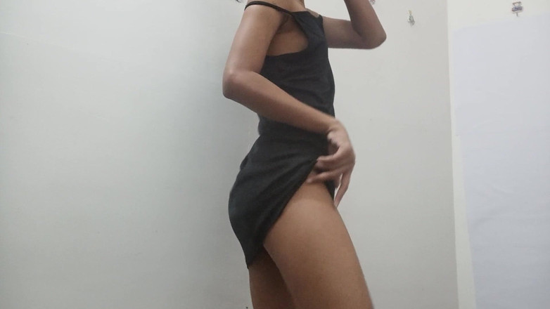 desigirl93: Kitty se prstí do krémové orgasmu