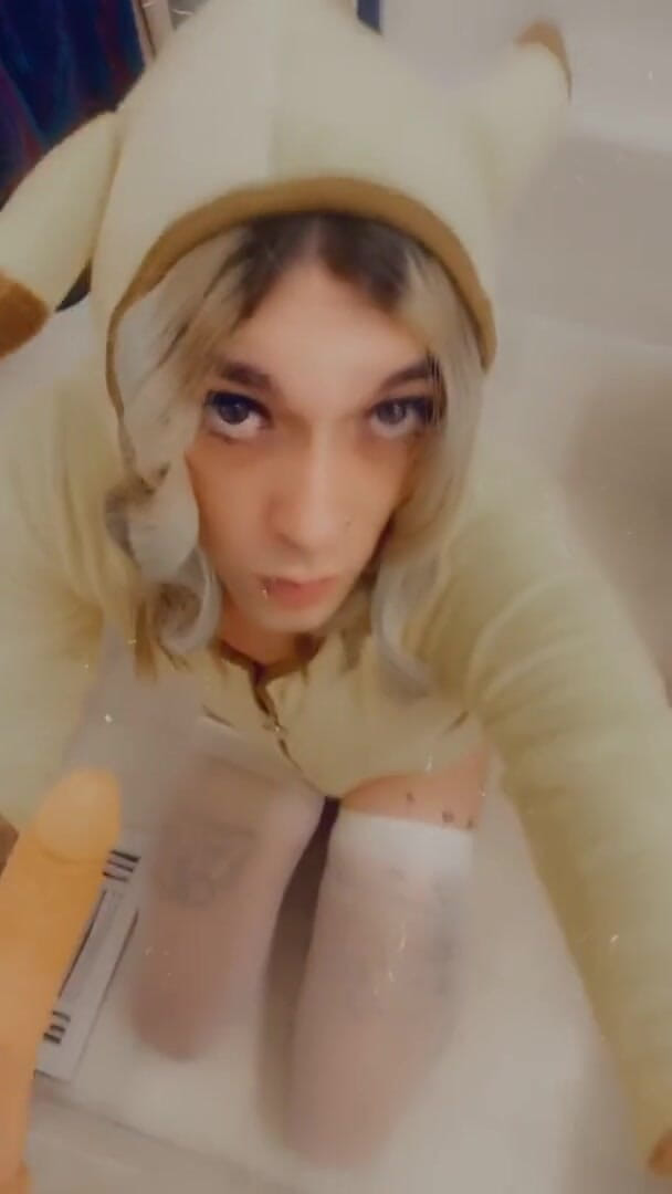 CarmenMelatonin: Horny PikaGirl loves sex