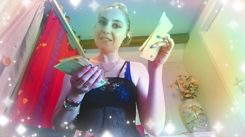 Diana Devil: Finansı sayıyor