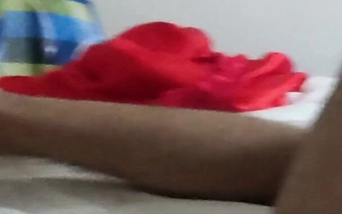 Yasmin Maroc: Pantat cewek arab kulit putih yang aduhai penuh susu