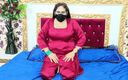 Raju Indian porn: विशाल स्तनों वाली सुंदर पंजाबी पाकिस्तानी महिला बड़े डिल्डो पर सवारी कर रही है