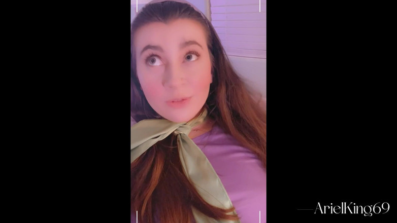 Ariel King: Facetime masturbace s Fredem