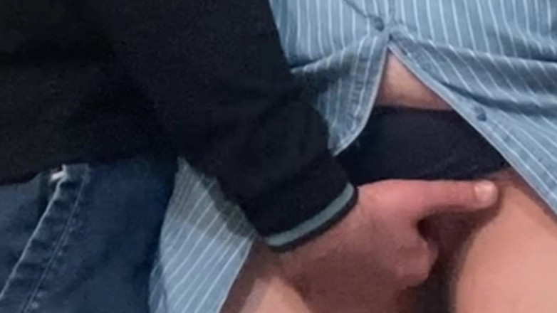 Niki studio: Lelaki Tua Sesat Melancap Dengan Jari Di Kereta Bawah Tanah