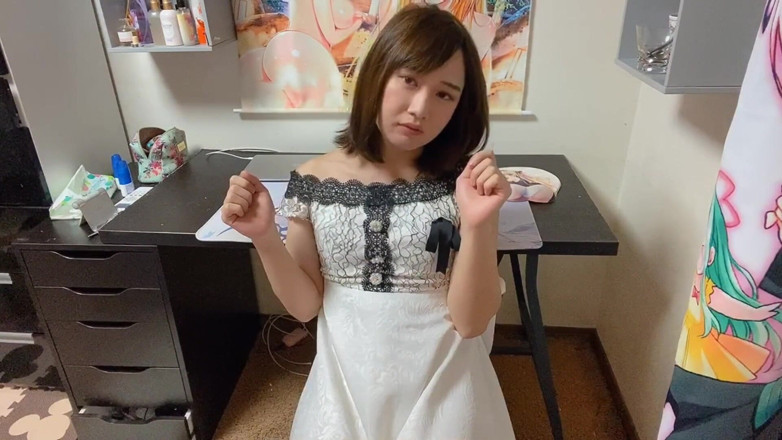 MinamiCrossdresser: Sperma-zahnpasta