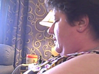 BBW nurse Vicki adventures with friends: Copot jari kaki dan kuku polandia