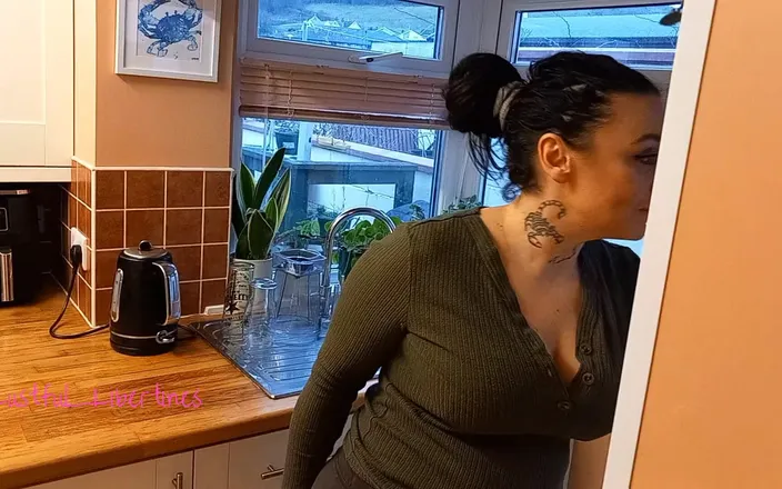 Lustful Libertines: Desperate to Pee and All Bathrooms Occupied