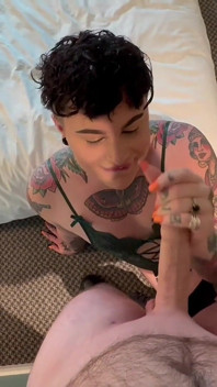Mein Erstes Mal, Femboy Hat Es Dazu Gebracht, Jeden Penny Zu Wert