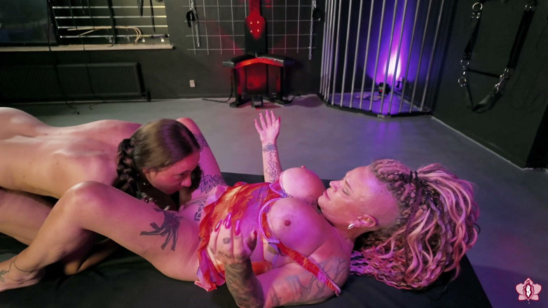 Good Giirl Mila Maeve: Slave Mila Eats Out Her Dominant's Pussy Until She Squirts...