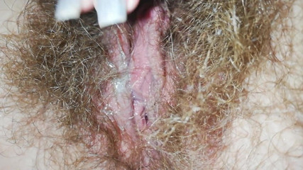 Cuteblonde666: Quick masturbation in the bed hairy pussy close up orgasm...