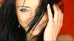 Watch4beauty: Casting Giny Devine