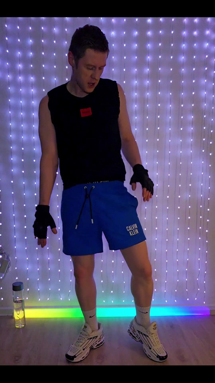 Roman Heart: Fitness Workout in Blue Ck Shorts