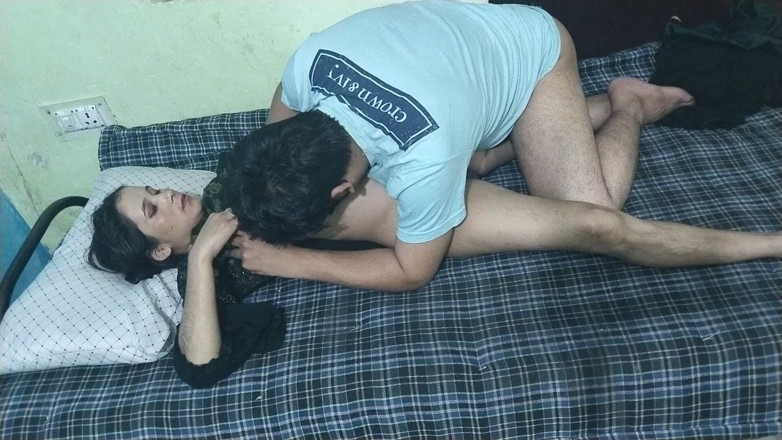 Indian Muslim Couple: Bhabhi India Tanish Fatima bermain rahsia
