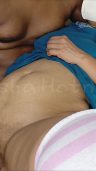Przyrodnia siostra Riya Virgin Pussy Close-up Cowgirl Ride