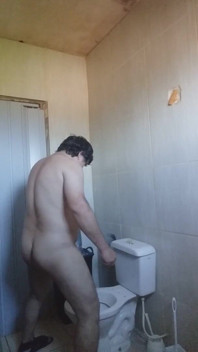 Crown Pissing Makes Camera Filming Her Ass Very Beautiful