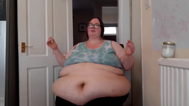 SSBBWLadyBrads: Fat belly oil rub coconut