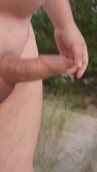 Nua na praia