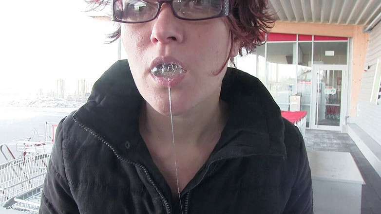 Popp Sylvie: スーパーでごっくん