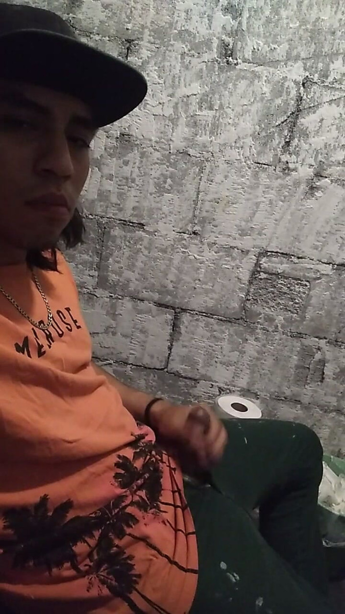 AlexAlejandro13: Ce type désireux qui veut avoir des relations sexuelles