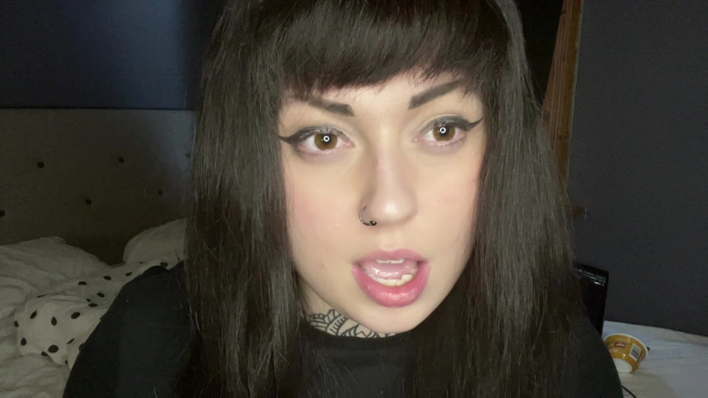 Miss Valentina: Sega con la moglie in casa istruzioni per sborrare