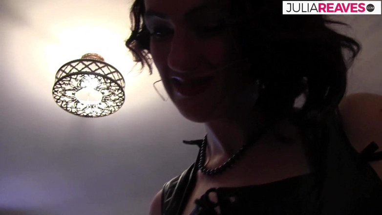 Julia Reaves Darkside: Hottie gets gagged while getting fucked with a dildo by...