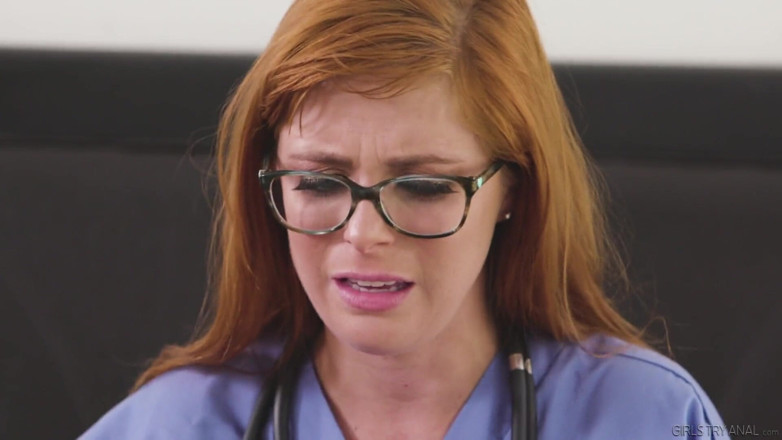 Girlsway: GIRLSWAY - S-a blocat din nou Adriana Chechik și Penny Pax