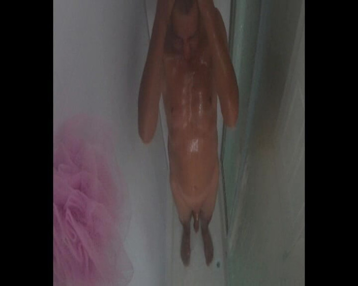 Andy: Come Shower with Me