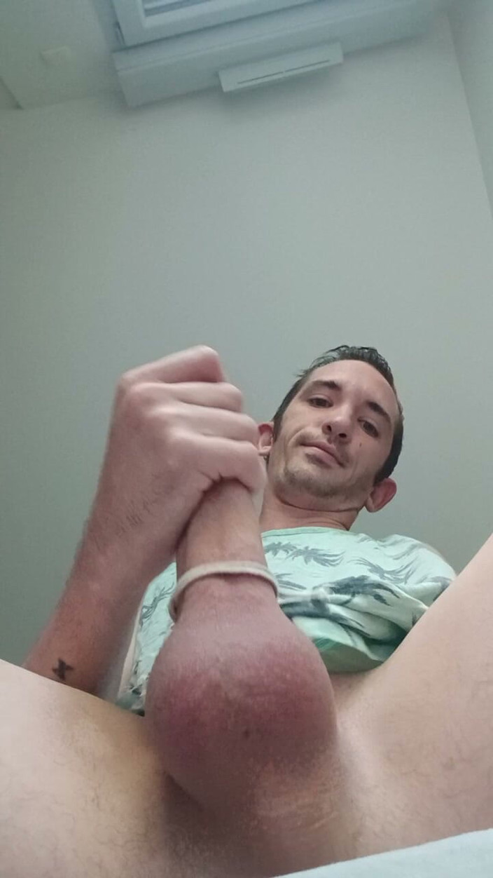 Alexis bondoux: Xxl Penis of a Young Guy with His Big Cumshot