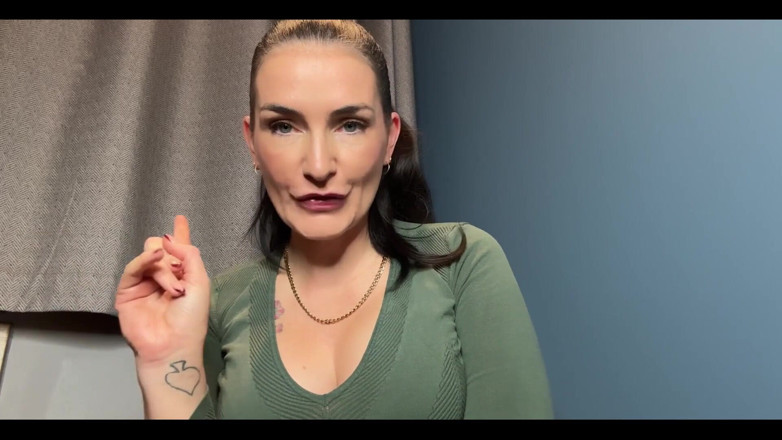 Adreena Winters: Podatek od małego penisa!