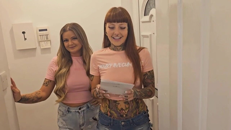 Yourfavecumslut: We Gave the New Neighbours a Welcum Present!