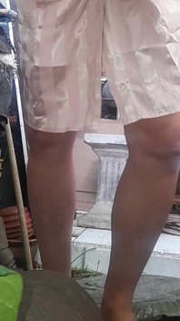 Saténové pyžama šaty fetiš crossdresser masturbace sperma část 2