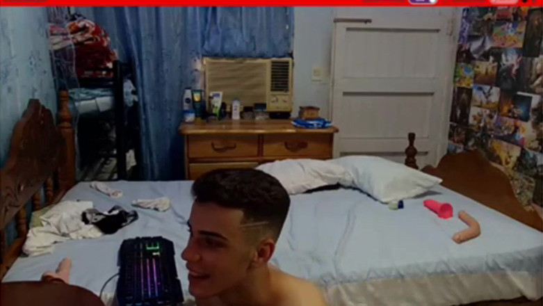Rent A Gay Productions: Live Cam: Im a Good Boy Daddy!!
