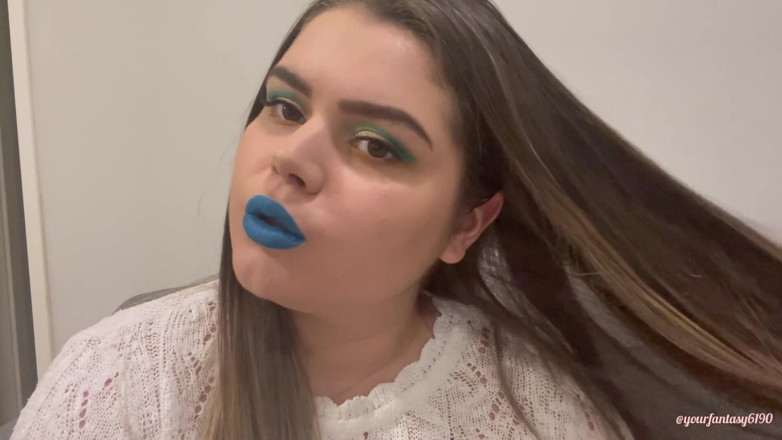 Your fantasy studio: Gioca con fumo con il rossetto azzurri