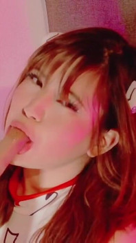 Ukii Makes a Deep Throat Like a Queen