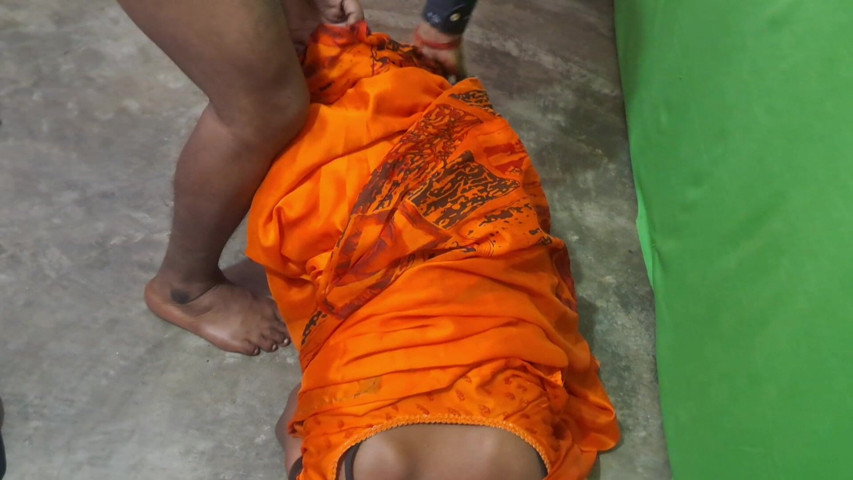Desi Aunty Nude (Prayamu)