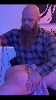 老式管教爸爸给我打屁股