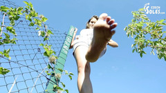 Czech Soles - foot fetish content: Chân trần bẩn thỉu trong tự nhiên, pov