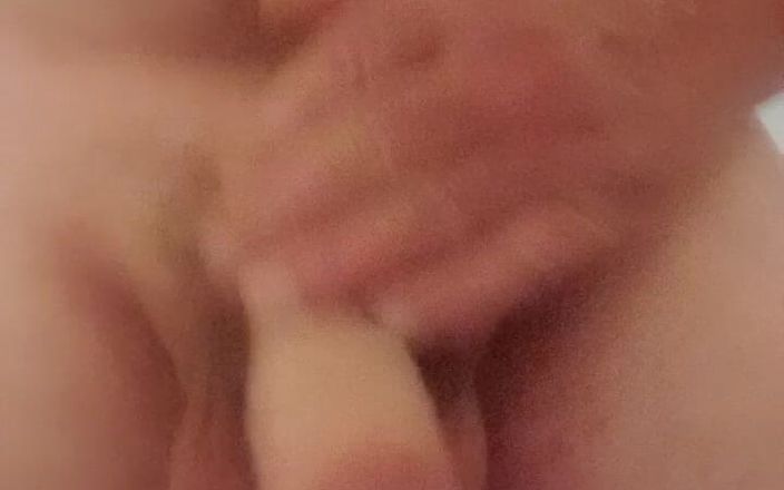 rastyo75: 趣味は毎日オナニー。